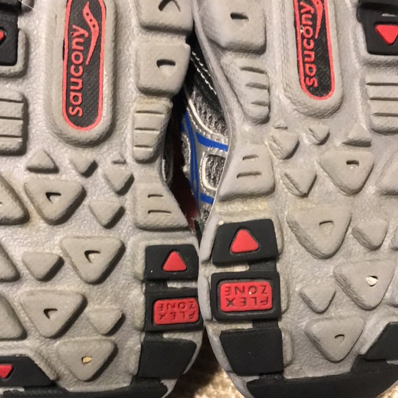 Saucony size 4.5 toddler in great condition!! Save $$ - Picture 3 of 4
